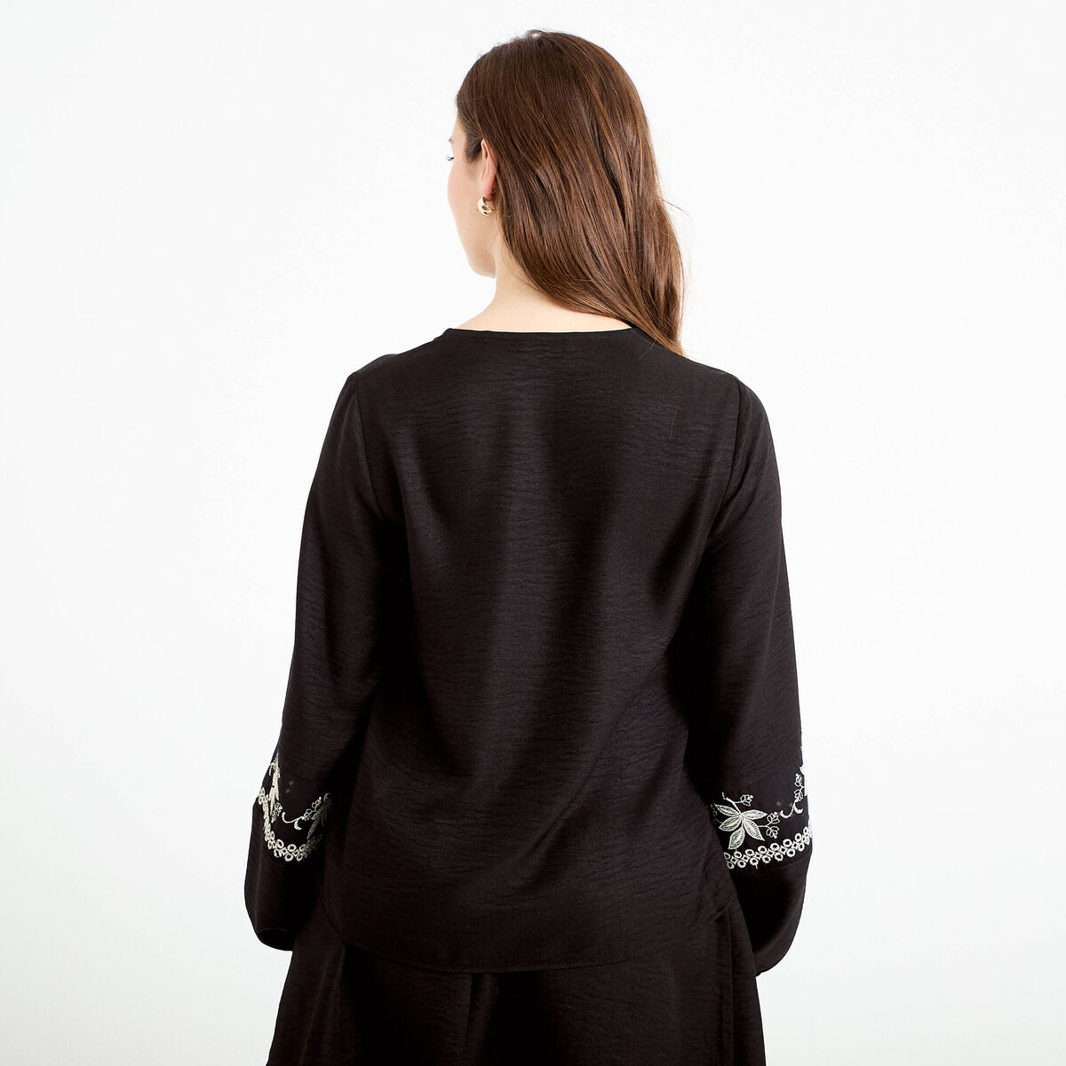 Blouse ample broderie noir femme
