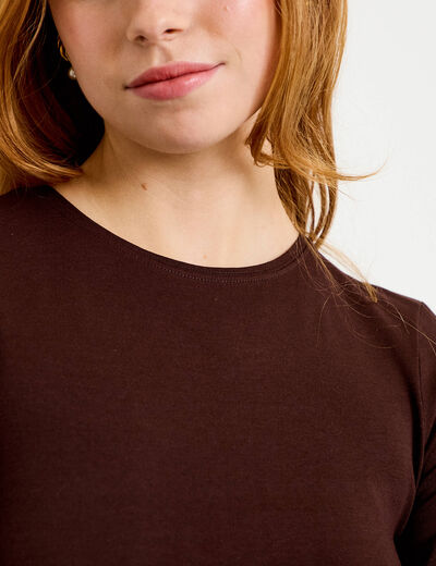 T-shirt ajust&eacute; col rond manches courtes marron fonc&eacute; femme