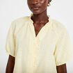 Blouse droite col v manches courtes jaune clair femme