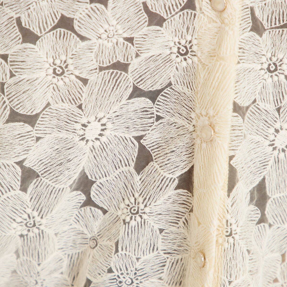Blouse en dentelle d&eacute;collet&eacute; dos ecru femme
