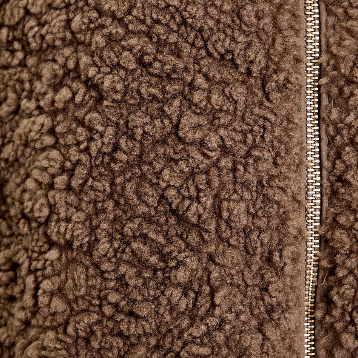 Veste bas resserr&eacute; &agrave; capuche marron femme