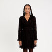 Robe courte &eacute;vas&eacute;e col v manches longues noir femme