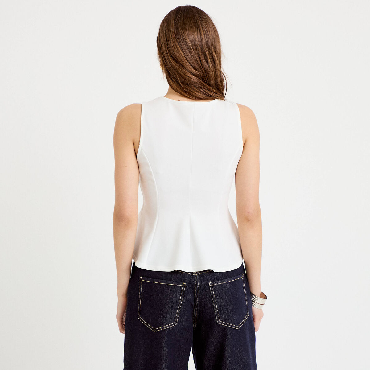 Top cintr&eacute; col carr&eacute; sans manches ecru femme