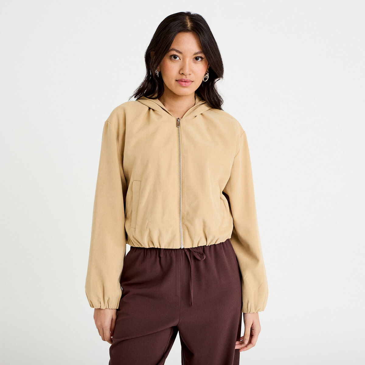 Veste cropped &agrave; capuche manches longues beige femme