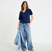T-shirt col v manches courtes bleu fonc&eacute; femme
