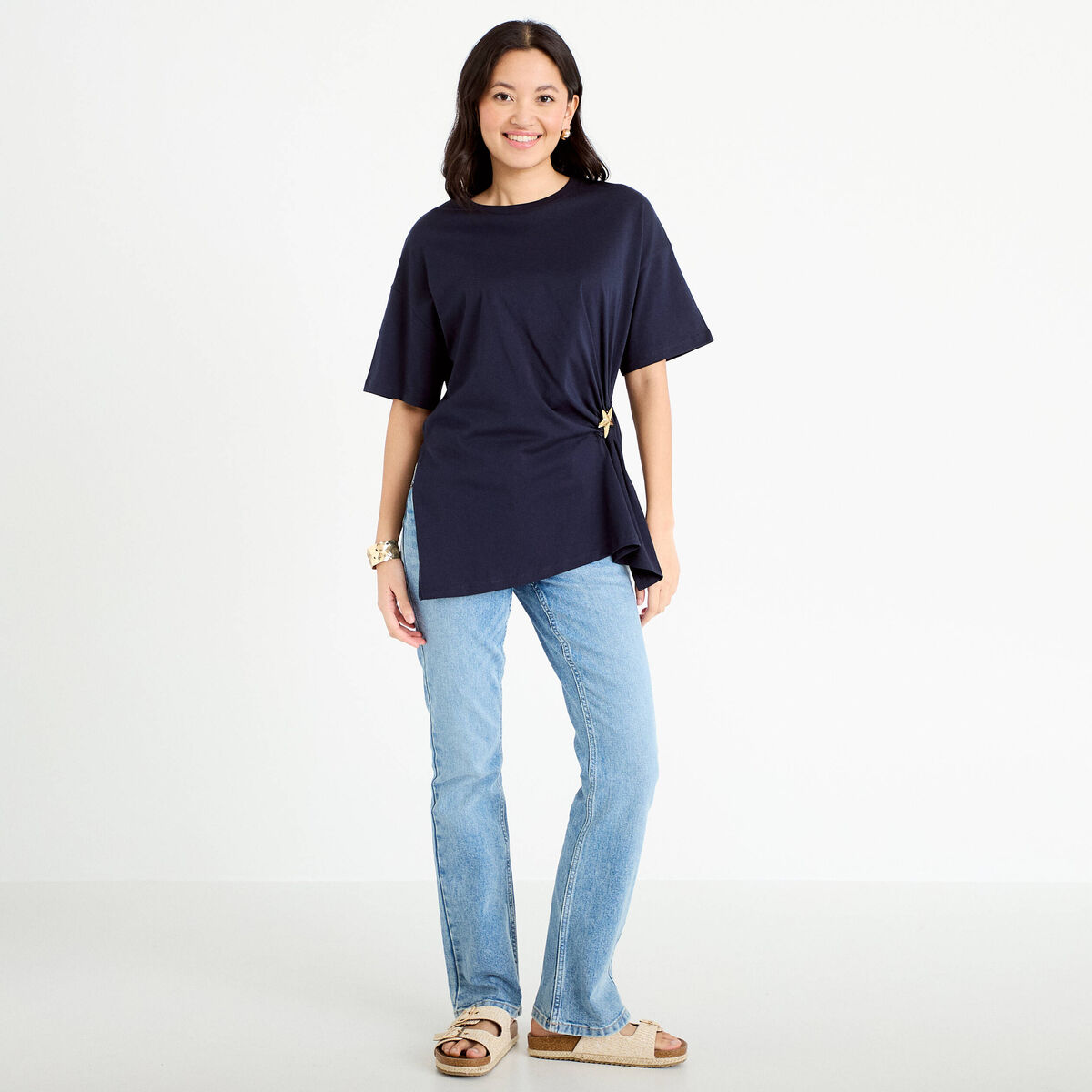 T-shirt &agrave; fronces avec bijou bleu marine femme