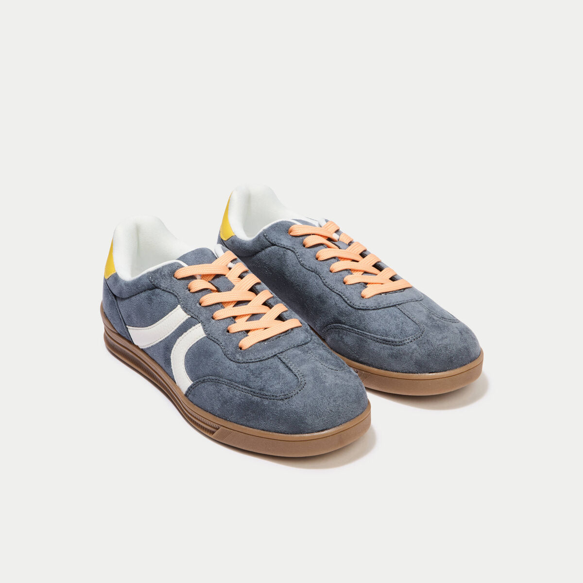Basket aspect daim gris femme