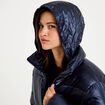 Doudoune col montant bas resserr&eacute; bleu marine femme