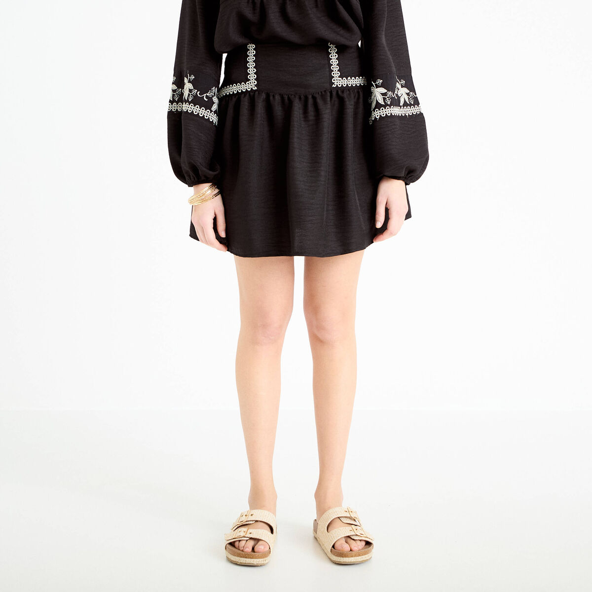 Blouse ample broderie noir femme