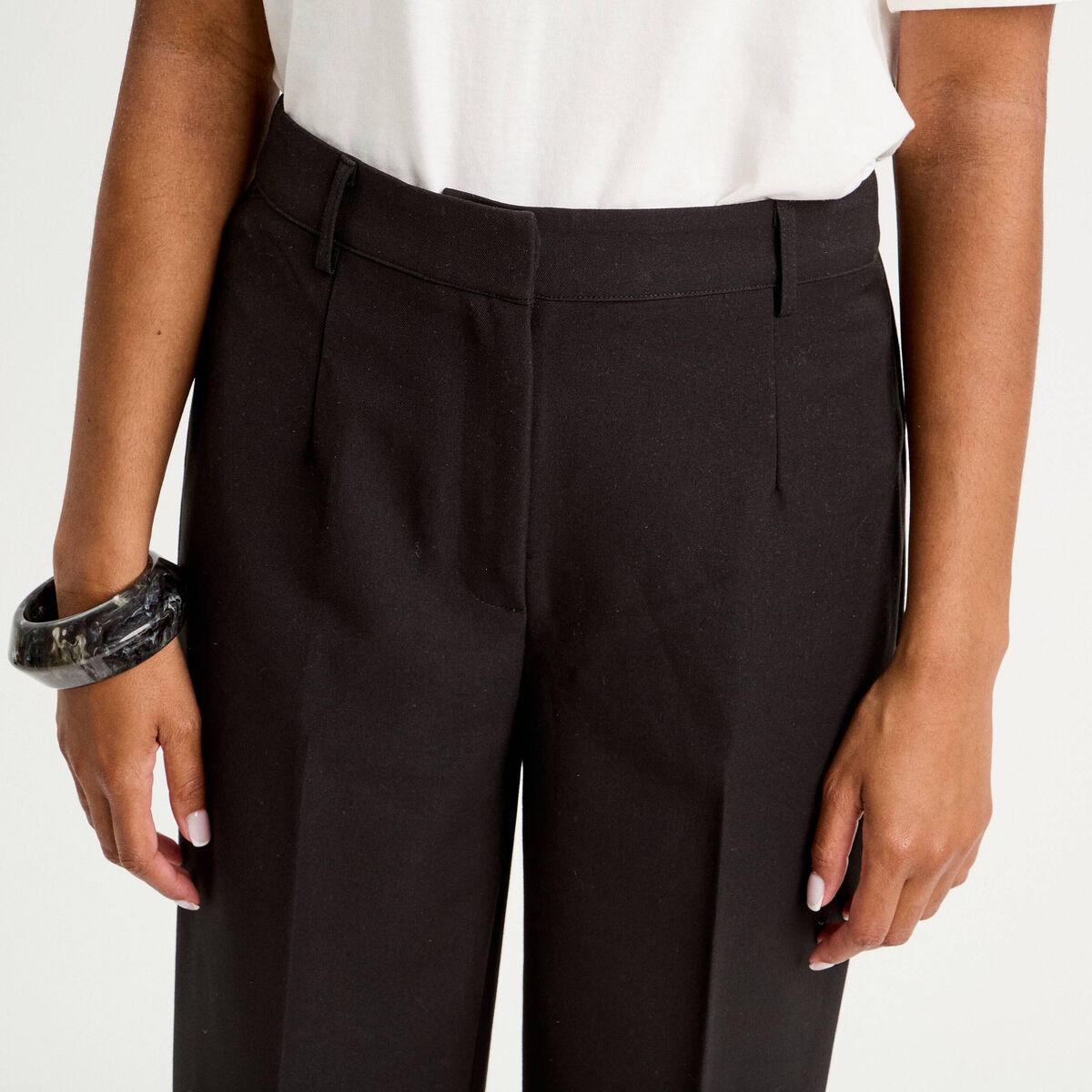 Pantalon large ventre plat noir femme