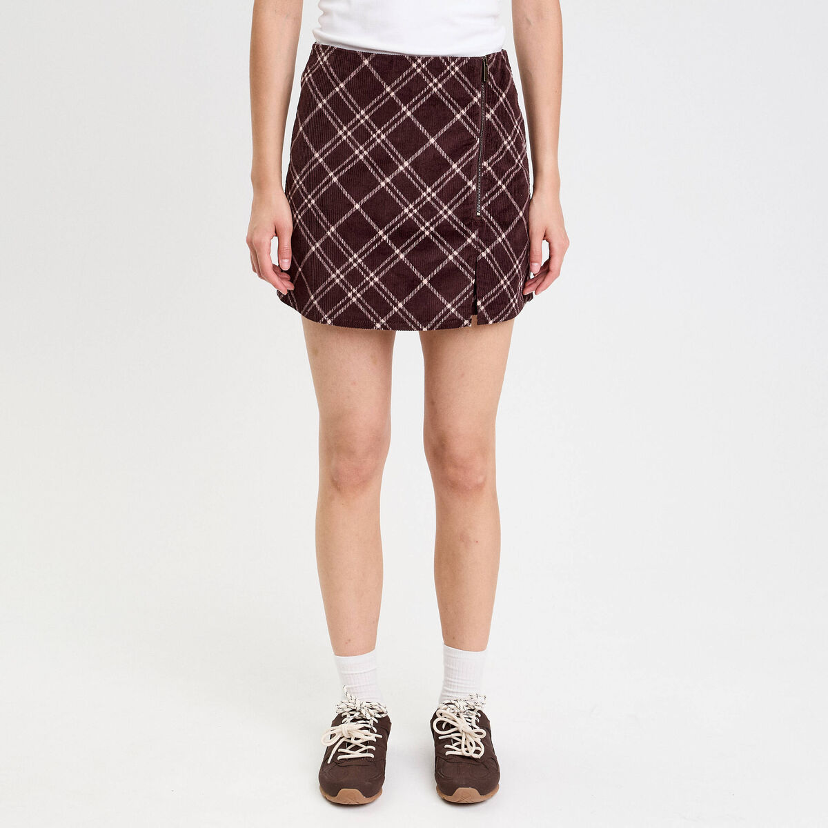 Jupe-short en velours marron chocolat femme