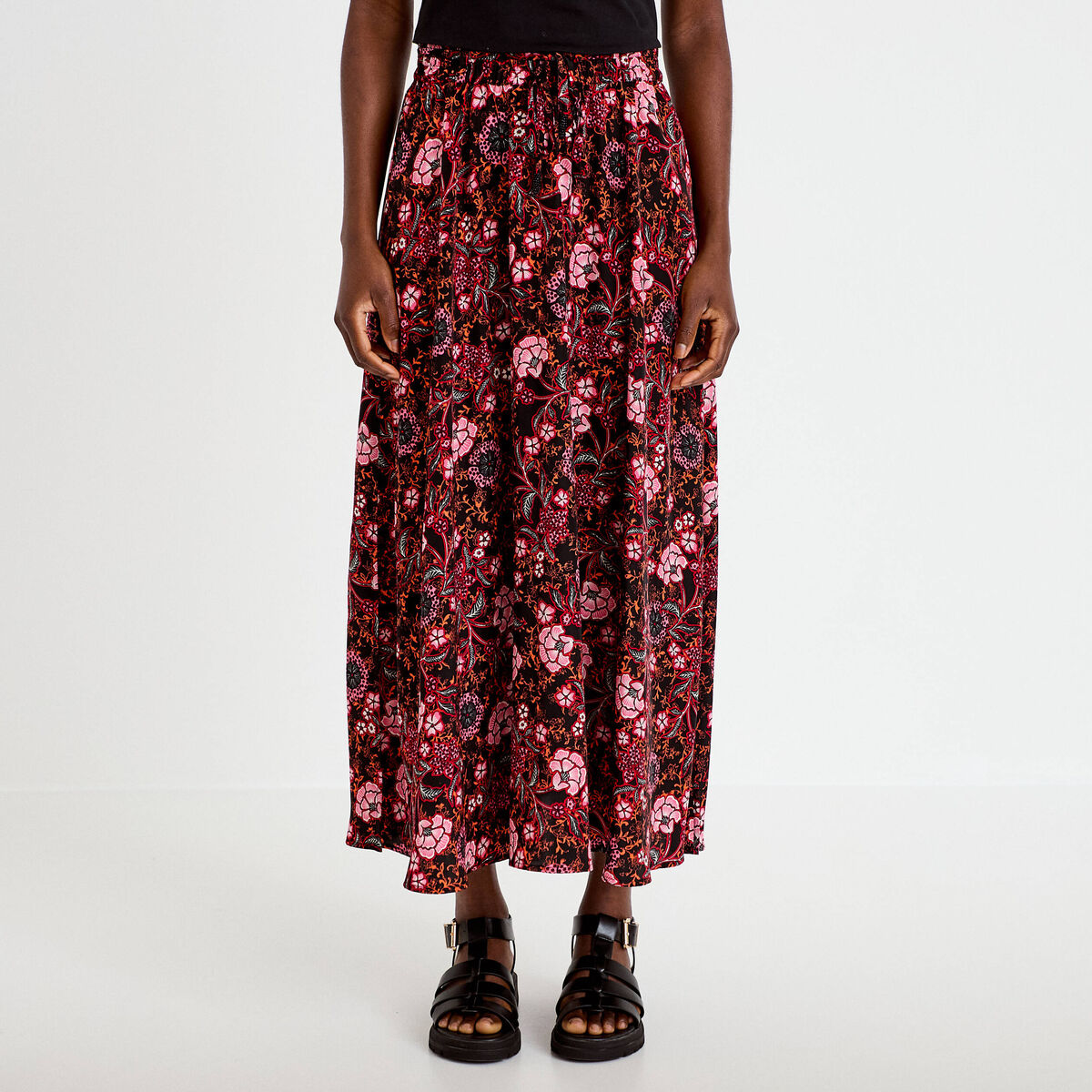 Jupe longue &eacute;vas&eacute;e satin&eacute;e noir femme