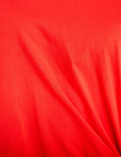 T-shirt &agrave; fronces avec bijou rouge femme