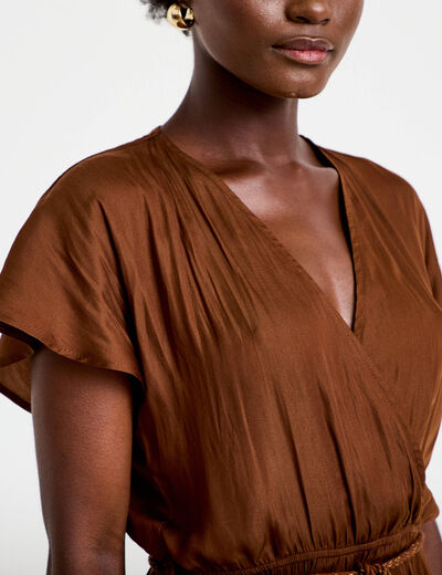 Robe longue &eacute;vas&eacute;e col v satin&eacute;e marron femme