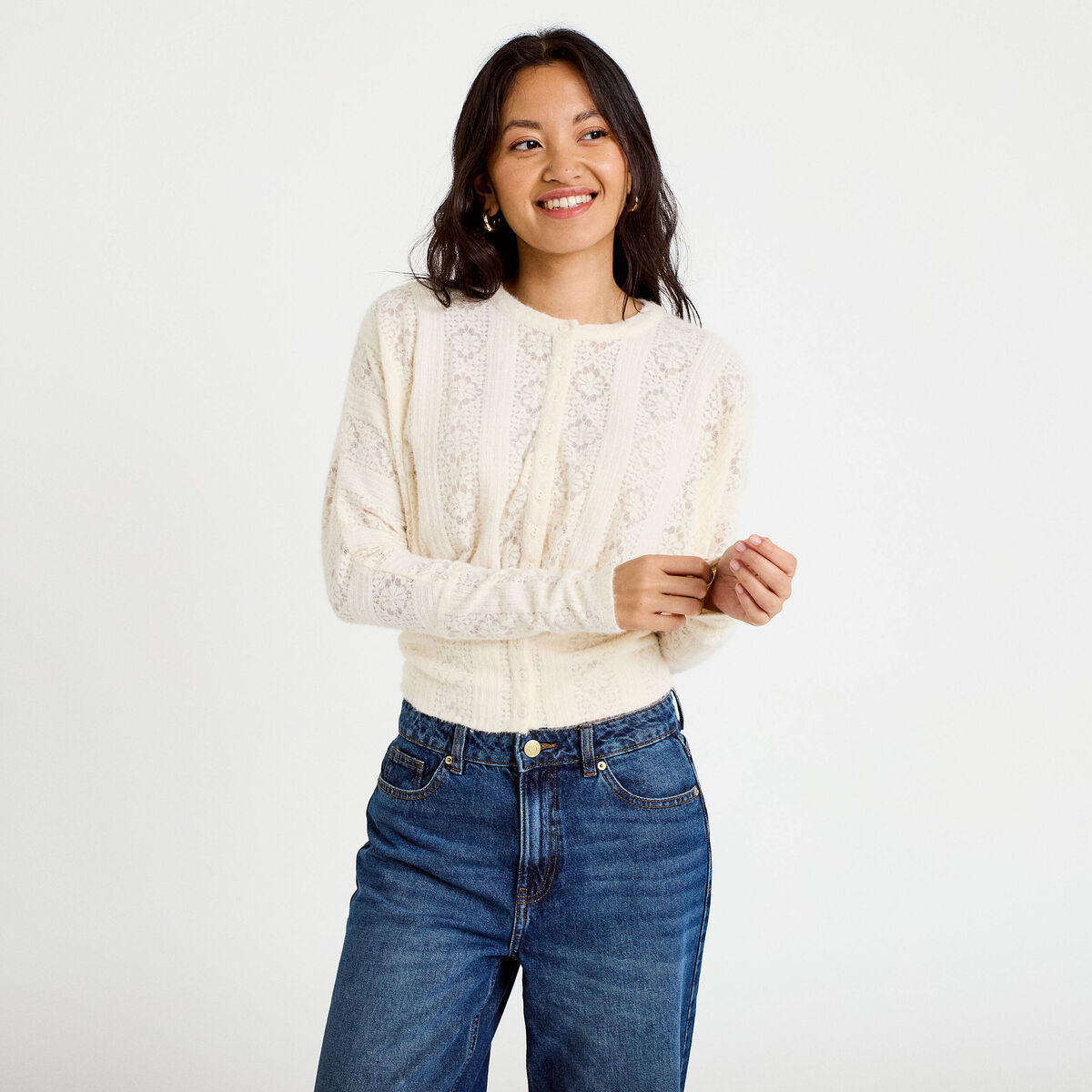 Gilet cintr&eacute; dentelle col rond ivoire femme