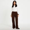 Pantalon bootcut taille standard velours marron fonc&eacute; femme