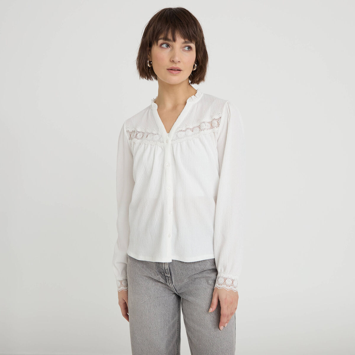 Blouse maille relief&eacute;e blanc femme