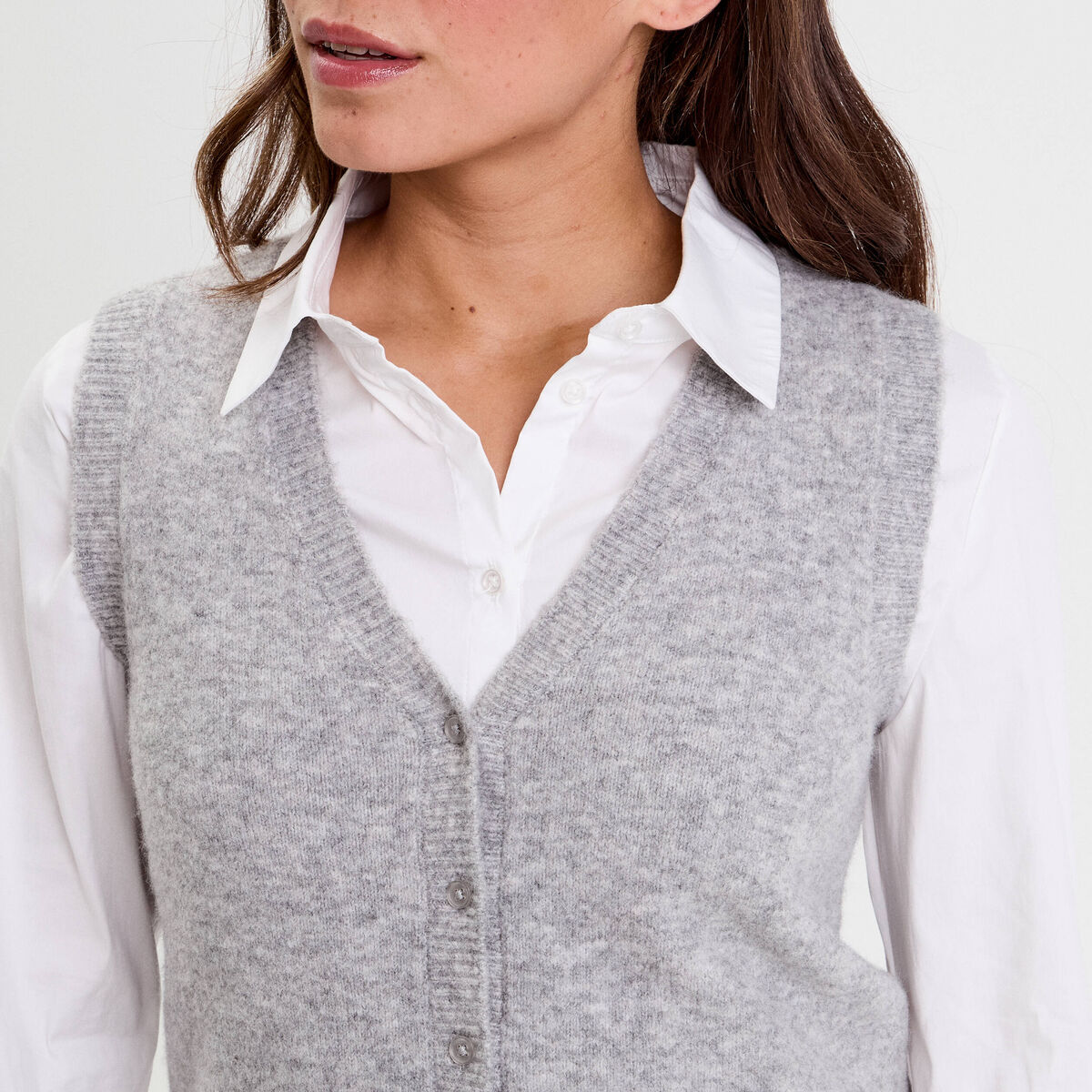 Gilet sans manches ajust&eacute; gris clair femme