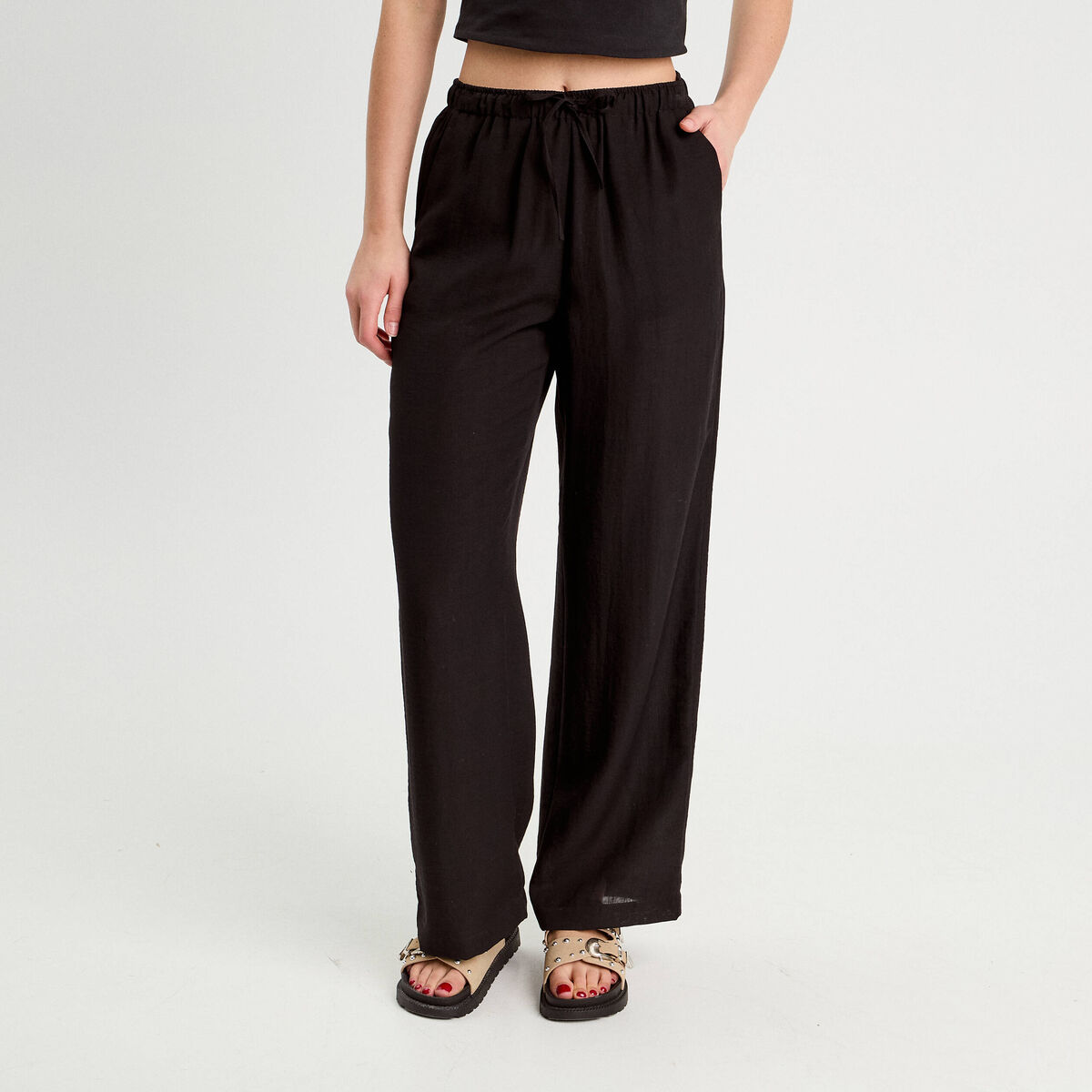 Pantalon large taille haute en cr&ecirc;pe noir femme