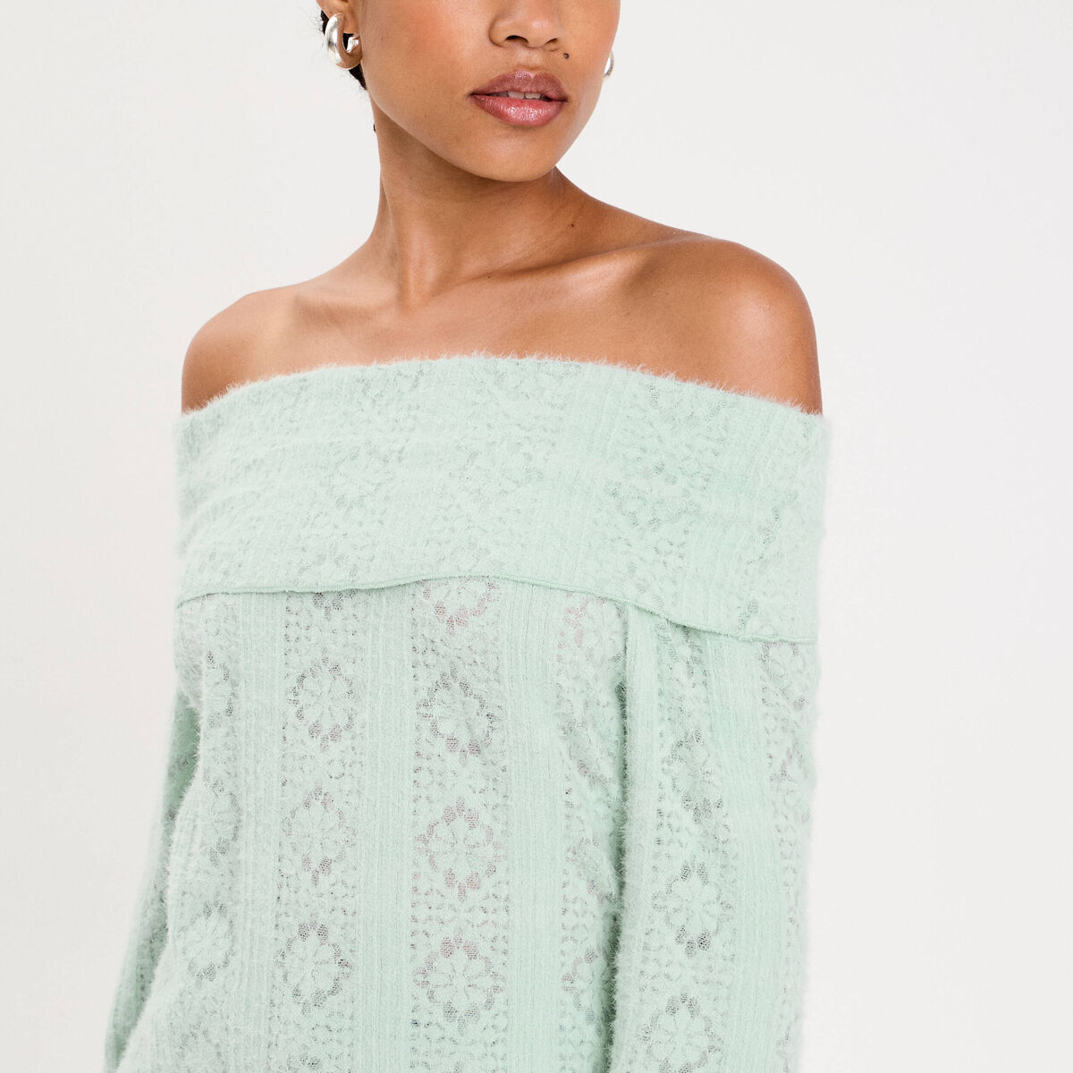 Pull cintr&eacute; ajour&eacute; manches longues vert clair femme