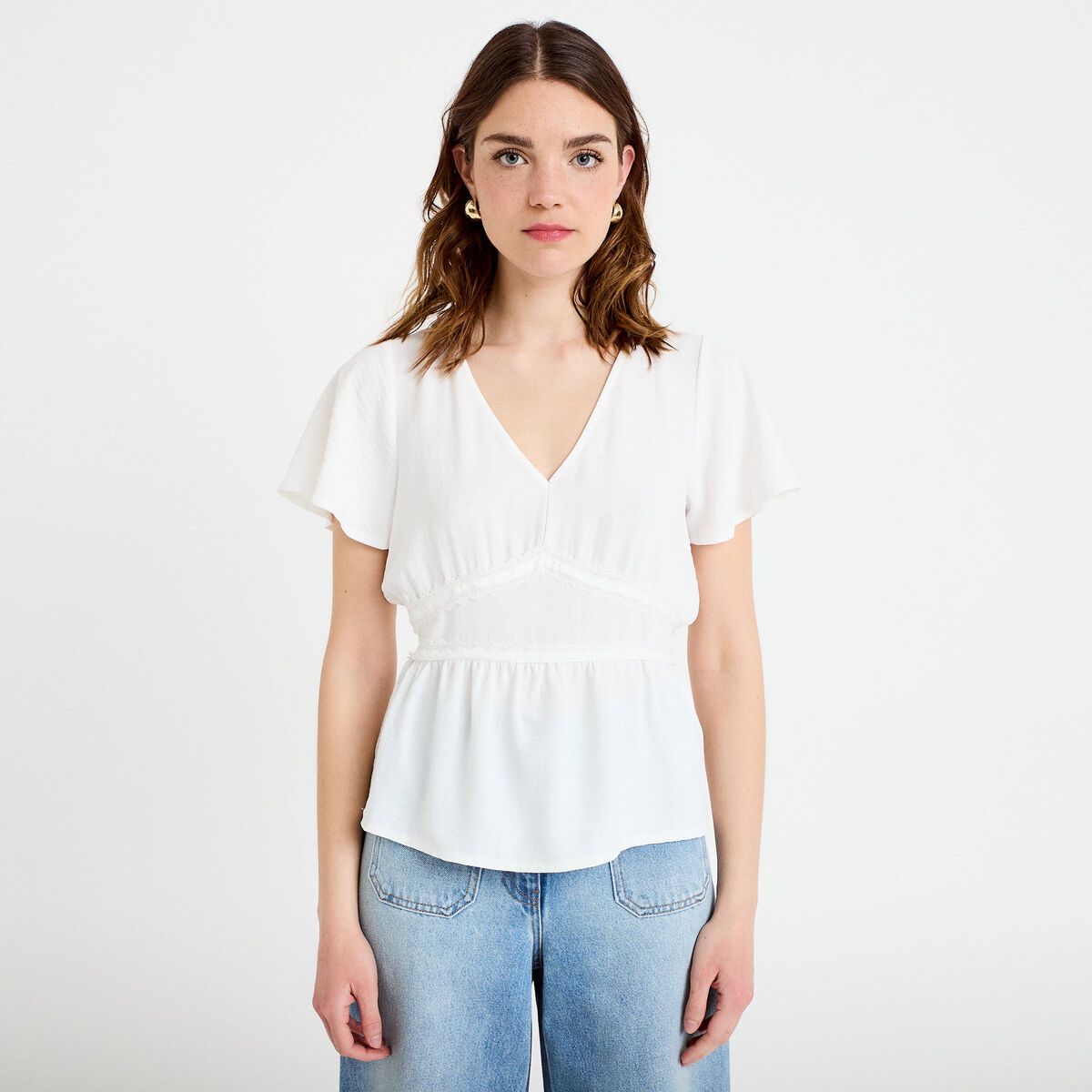 Blouse droite col v manches courtes ecru femme