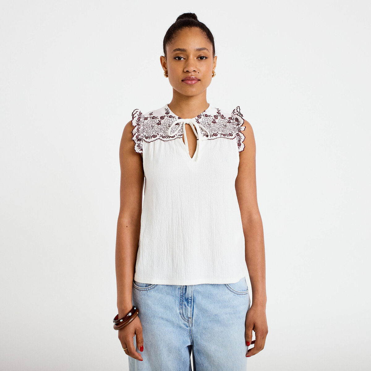 Blouse d&eacute;collet&eacute; sans manches brod&eacute;e rouge femme