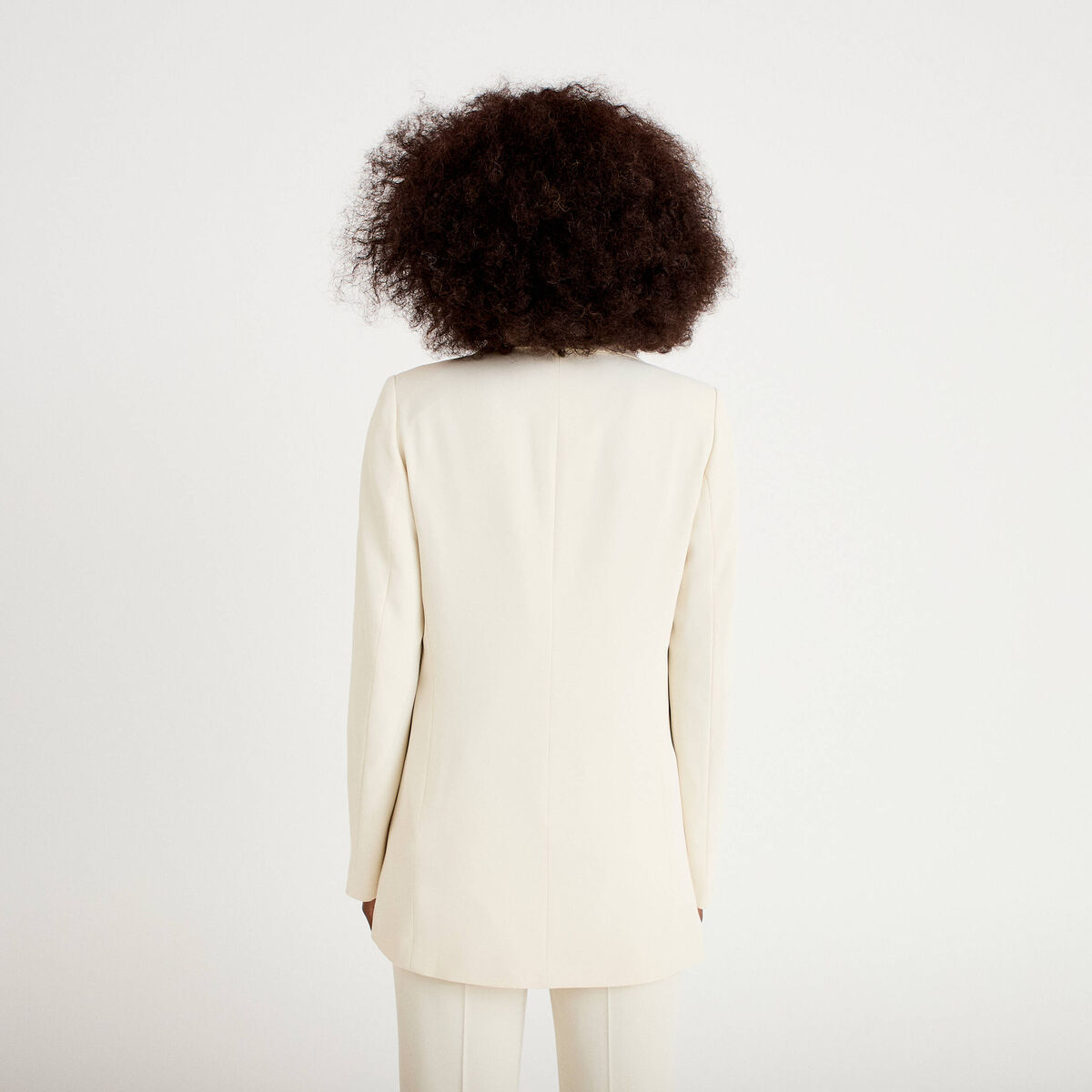 Veste cintr&eacute;e manches longues ecru femme