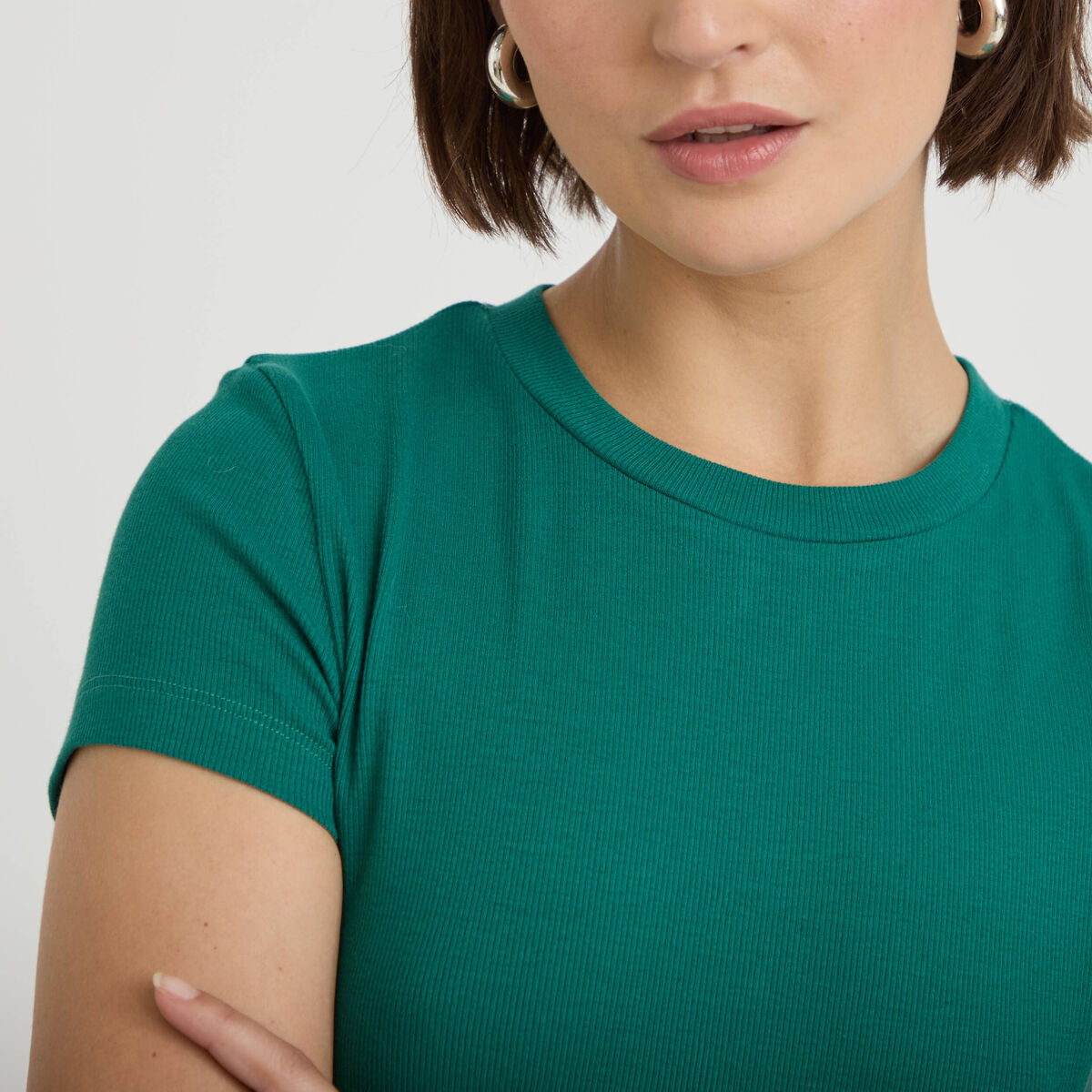 T-shirt c&ocirc;tel&eacute; ajust&eacute; manches courtes vert &eacute;meraude femme