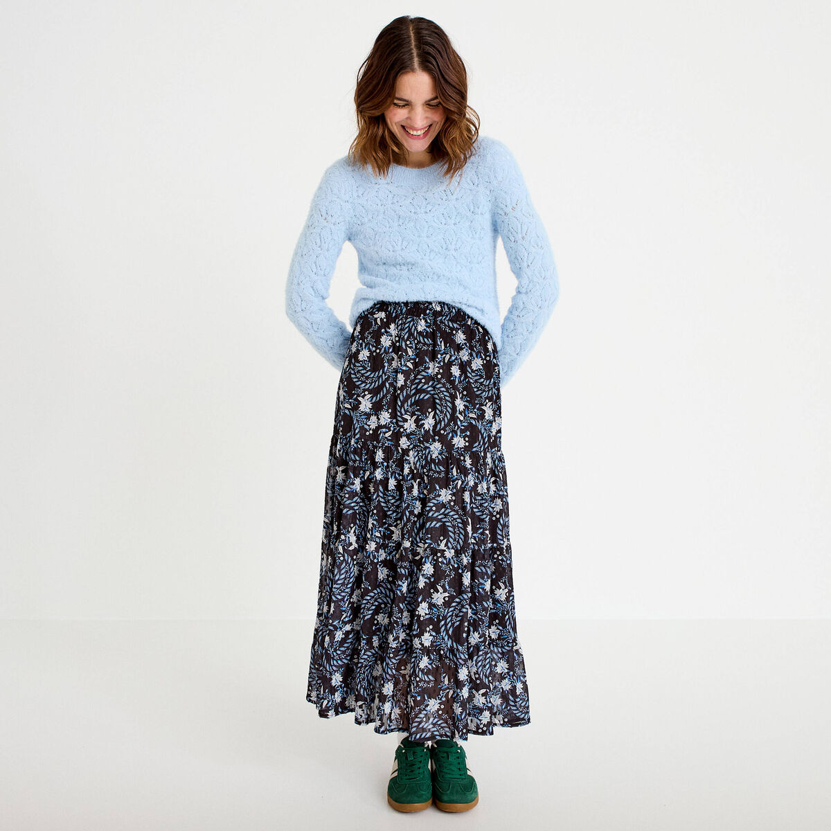 Pull ajour&eacute; col rond manches longues bleu clair femme