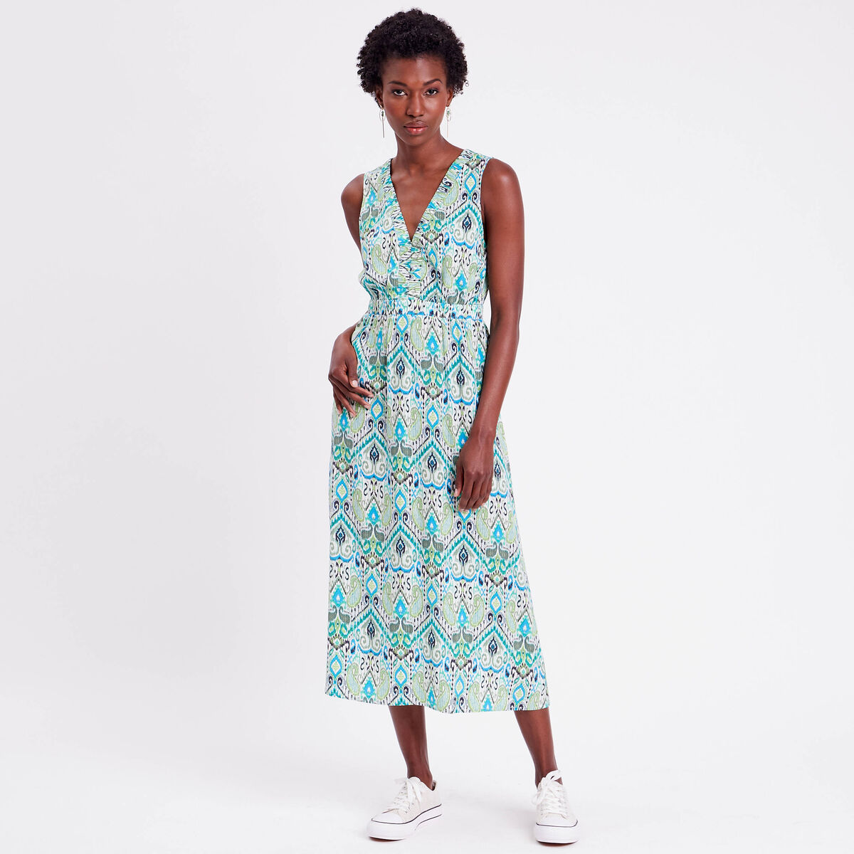 Robe longue &eacute;vas&eacute;e col en V blanc femme
