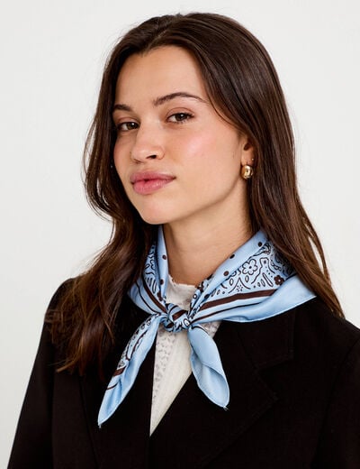 Foulard satin&eacute; soyeux bleu ciel femme