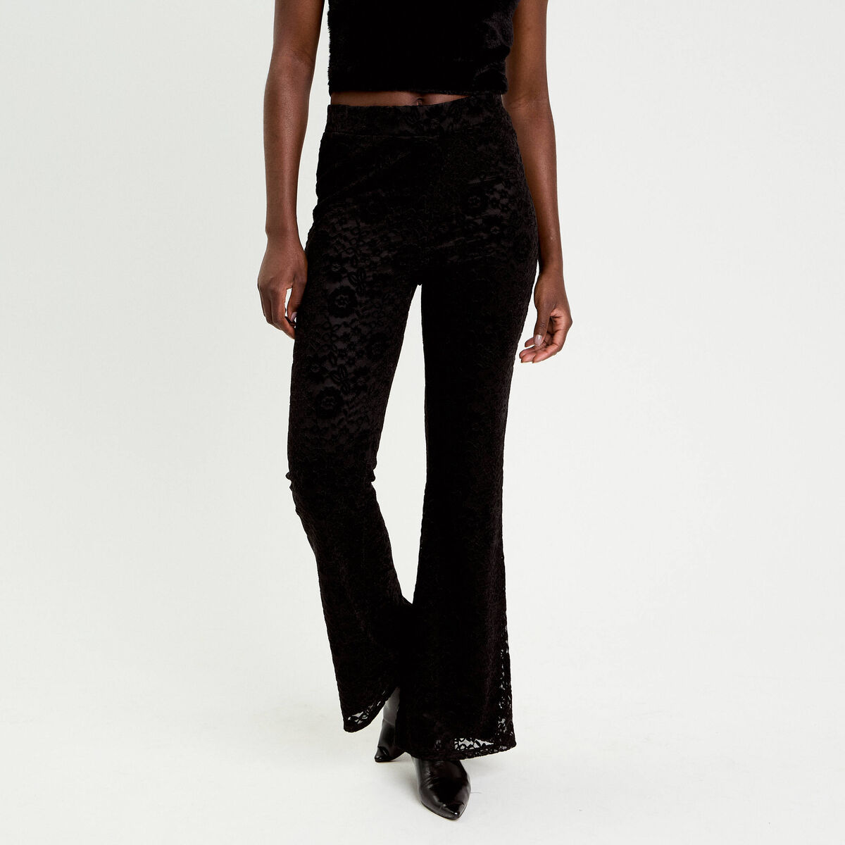 Pantalon bootcut effet dentelle noir femme