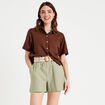 Short flare avec ceinture amovible vert kaki femme