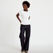 Top ajust&eacute; col rond manches courtes ecru femme