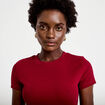 T-shirt c&ocirc;tel&eacute; ajust&eacute; manches courtes rouge femme