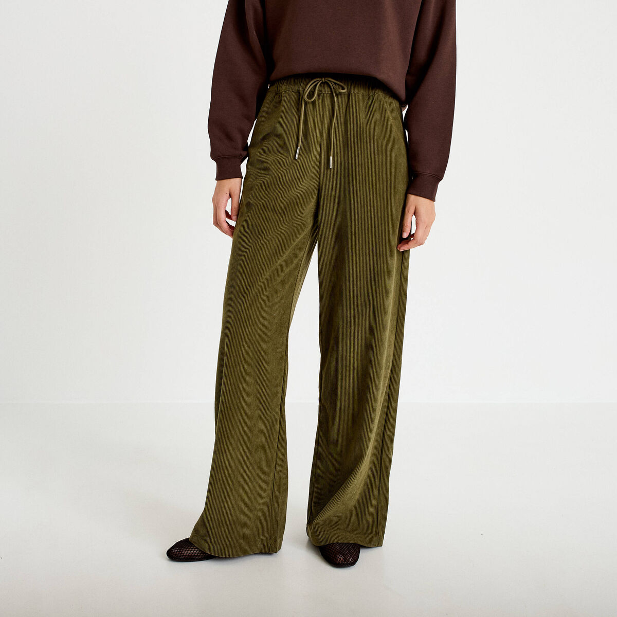 Pantalon jogging taille standard velours vert kaki femme