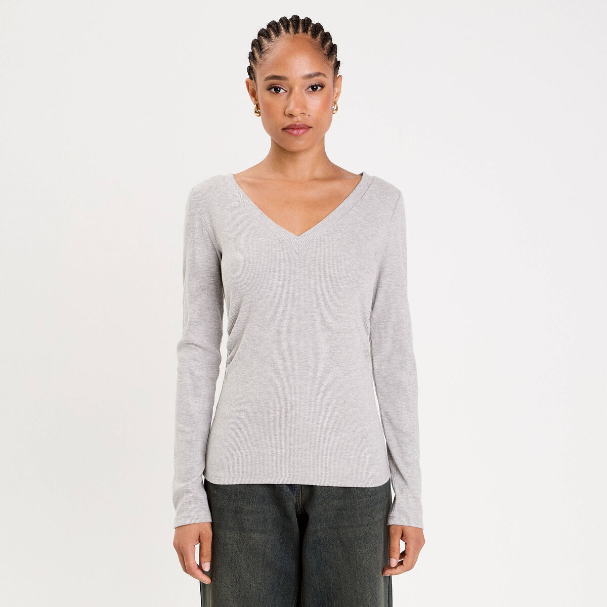 Top ajust&eacute; col v manches longues gris clair femme
