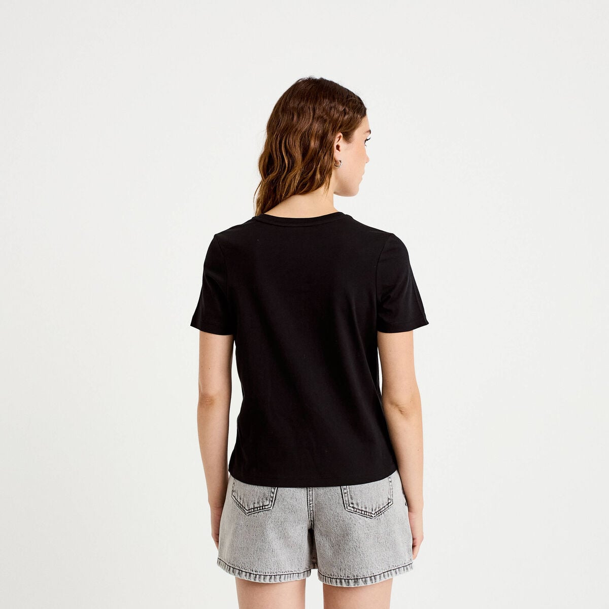 T-shirt col rond manches courtes noir femme