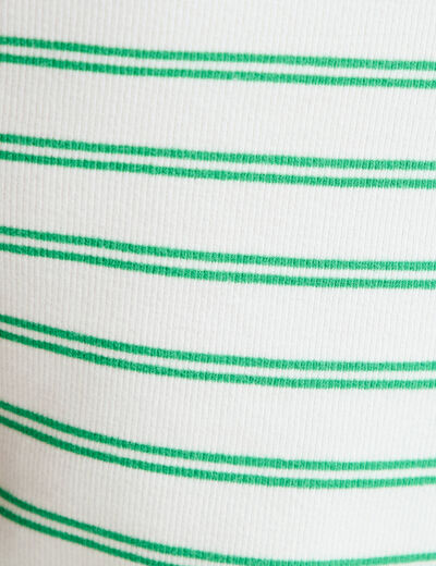 T-shirt c&ocirc;tel&eacute; ajust&eacute; vert femme
