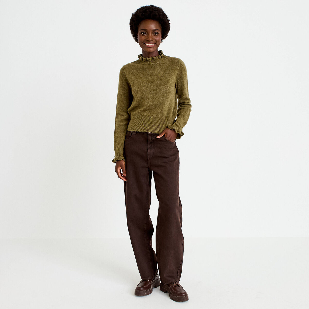 Pull ajust&eacute; col montant manches longues vert kaki femme