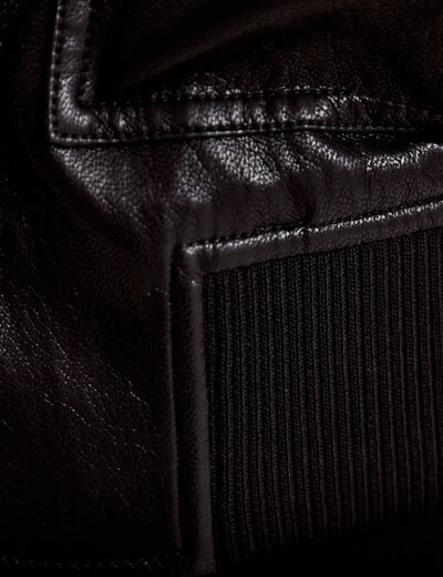 Bomber ajust&eacute; cropped similicuir noir femme