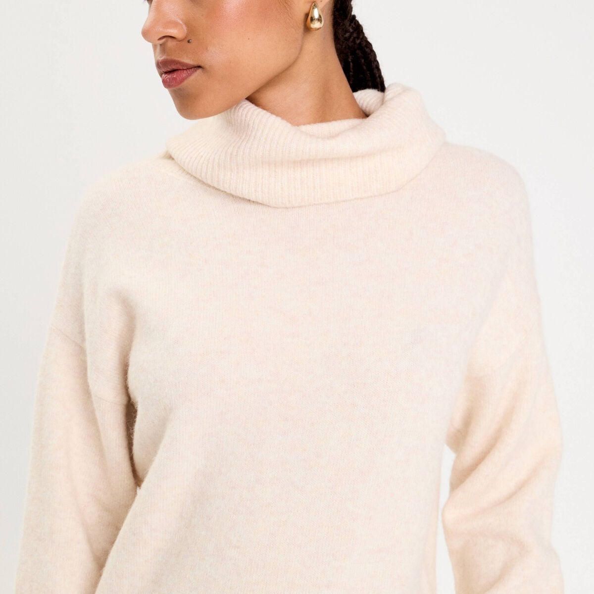 Pull avec col roul&eacute; ecru femme