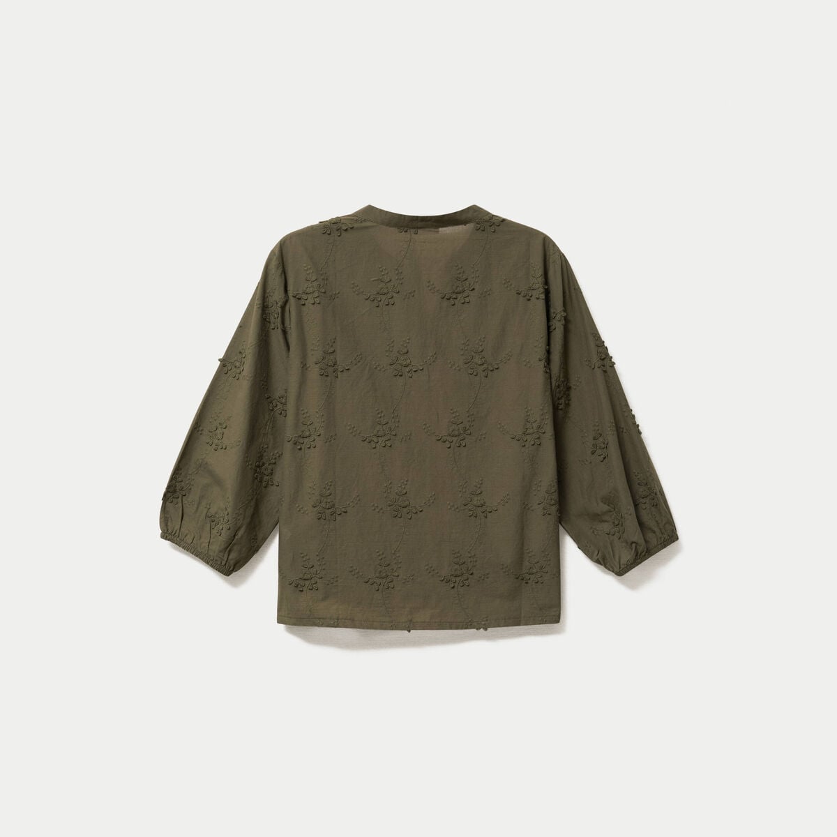 Blouse brod&eacute;e col mao manches 3/4 vert kaki femme