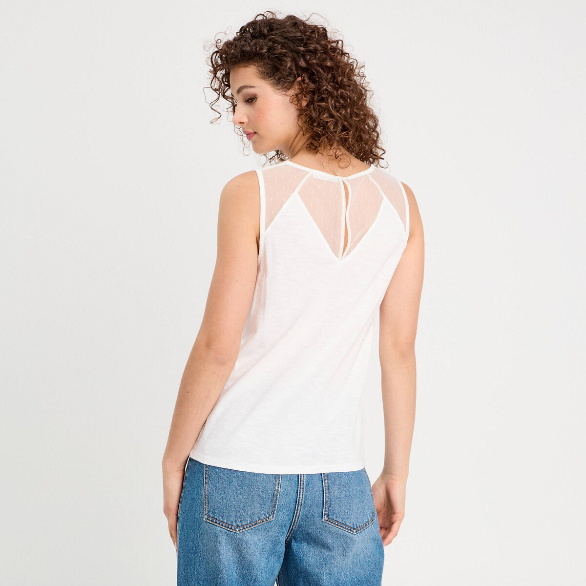 D&eacute;bardeur sans manches ecru femme