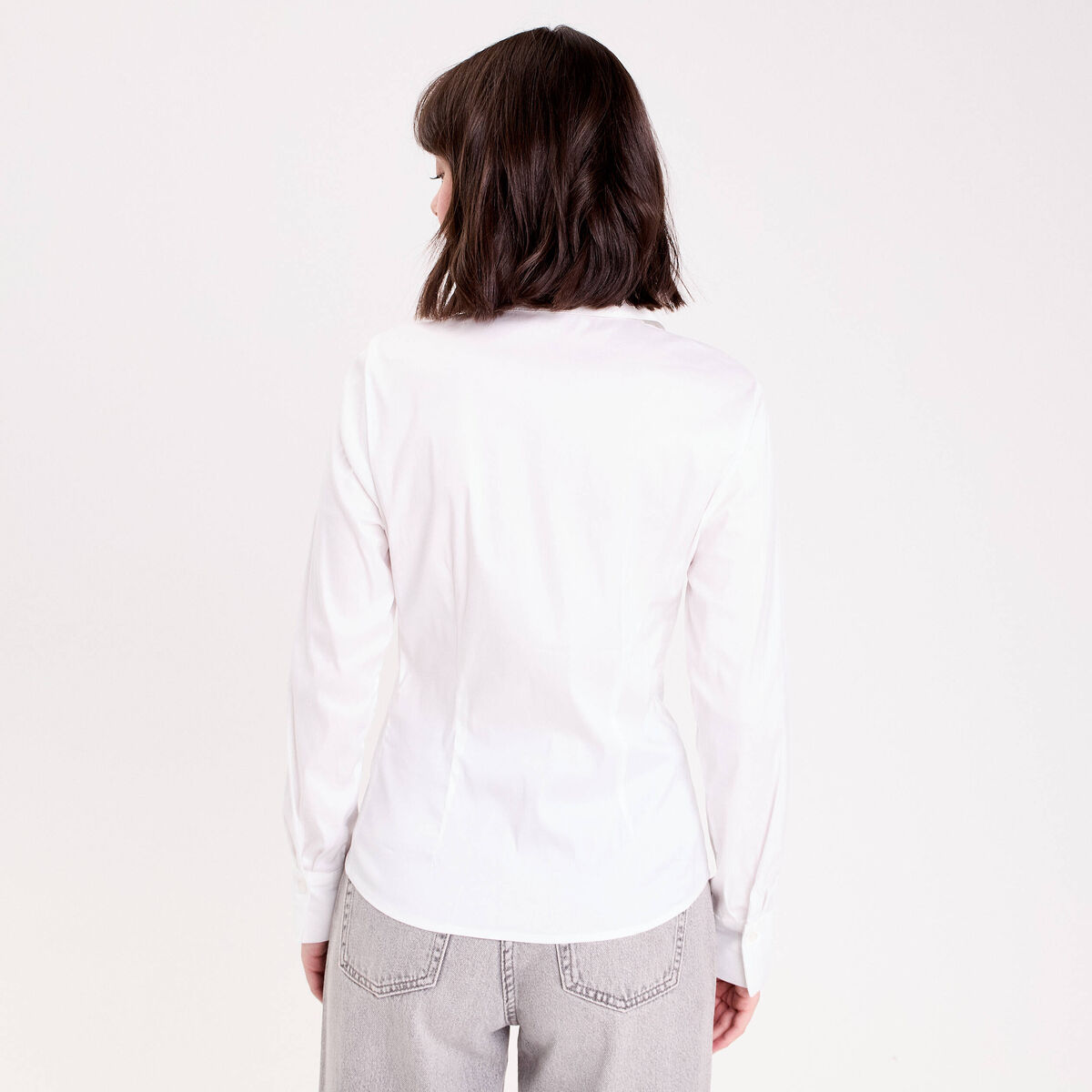 Chemise cintr&eacute;e mi-longue blanc femme