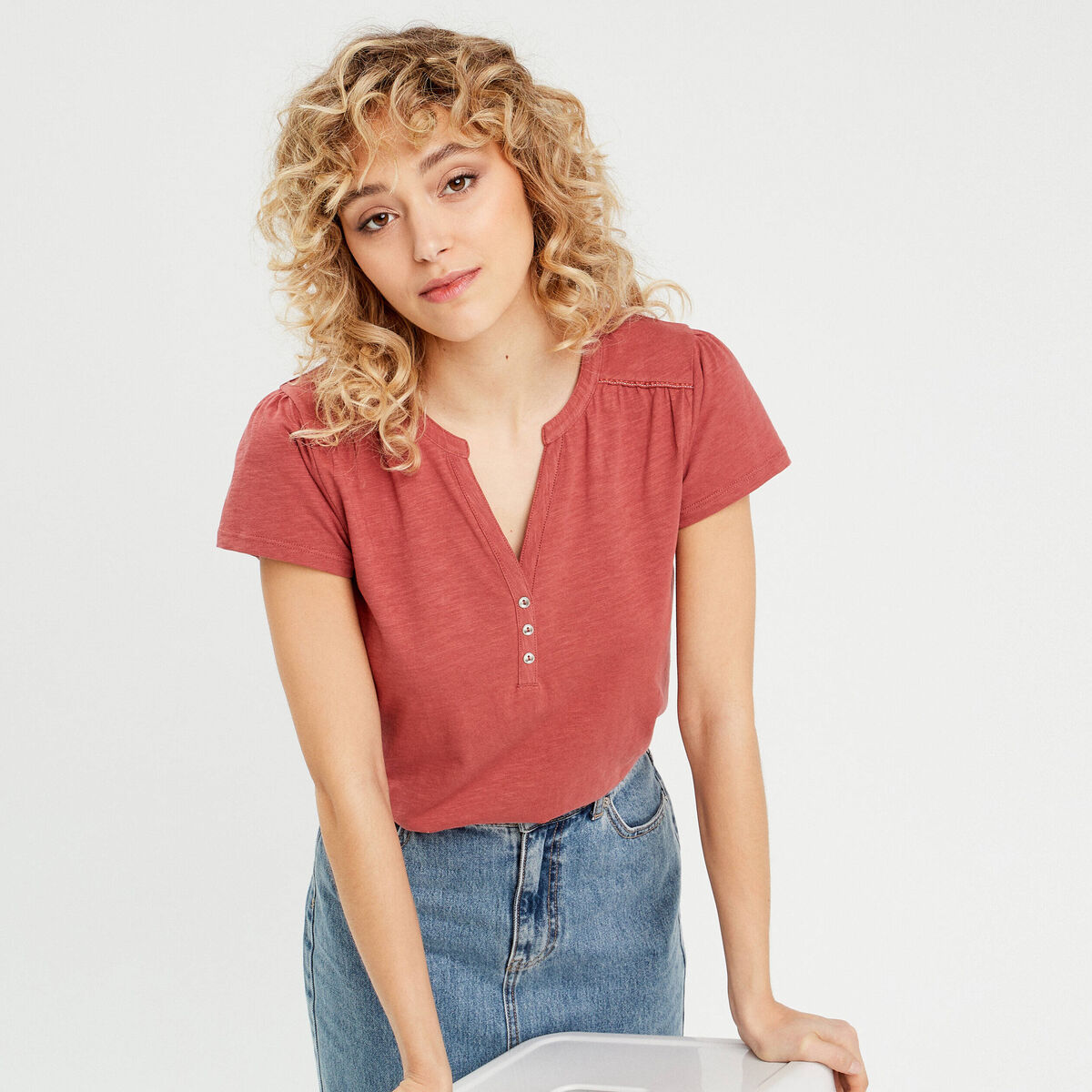 T-shirt boutonn&eacute; sur le devant vieux rose femme