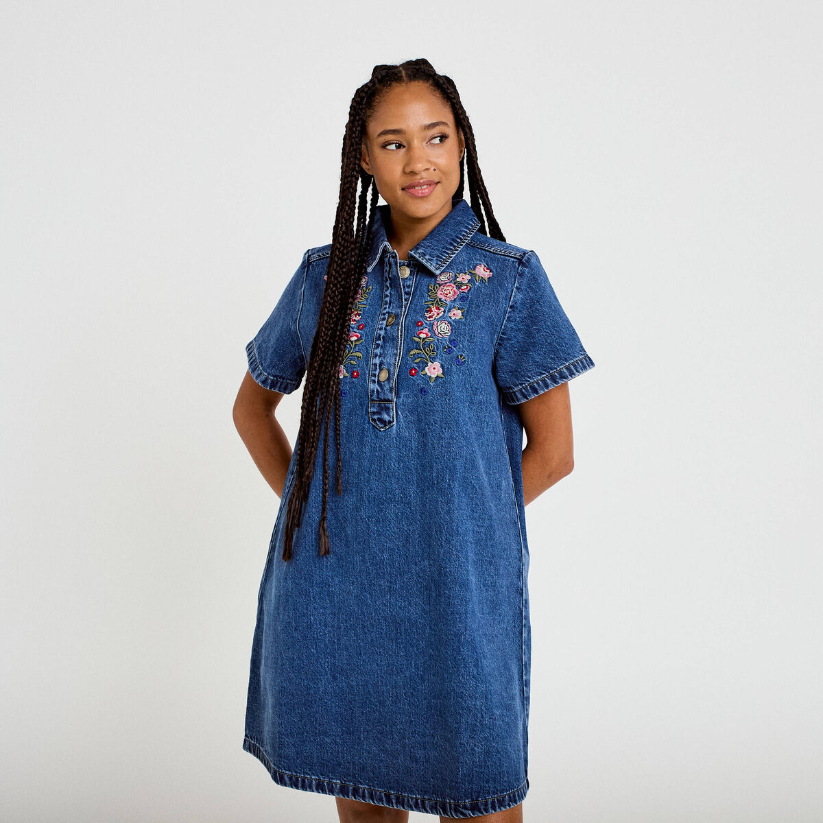 Robe droite courte en jean col chemise denim stone femme