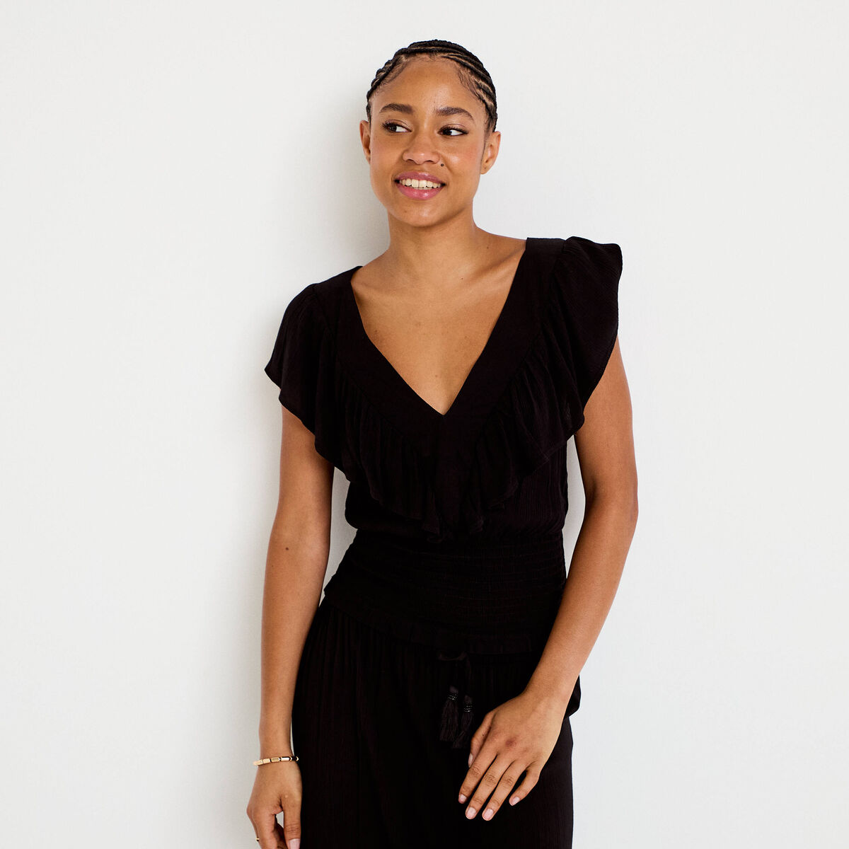 Blouse cintr&eacute;e cropped sans manches noir femme