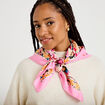 Foulard satin&eacute; soyeux rose clair femme
