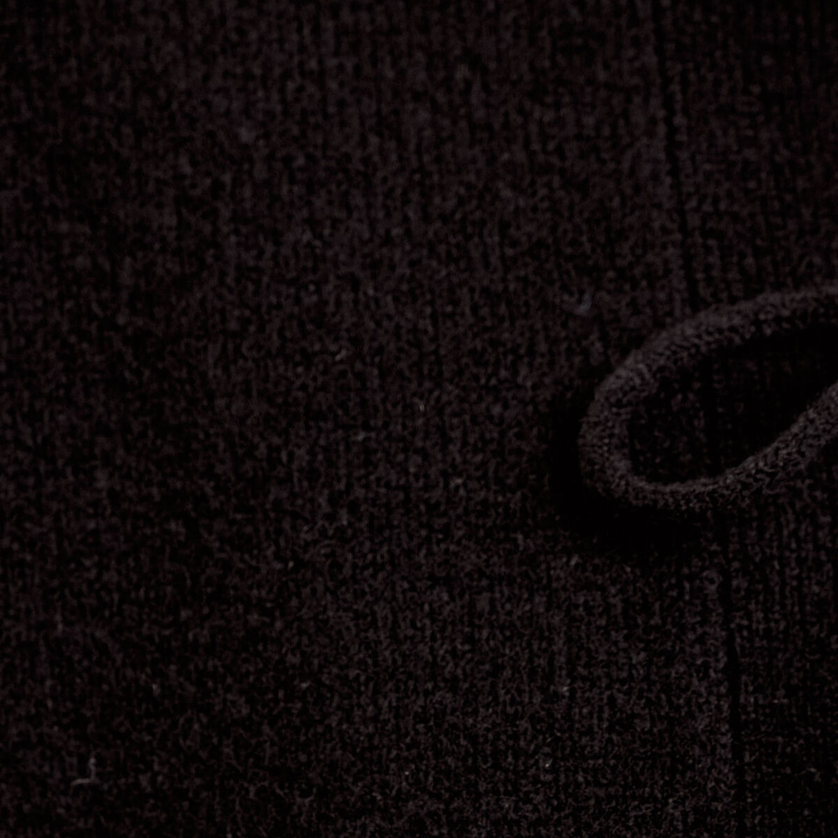 Gilet court nou&eacute; noir femme